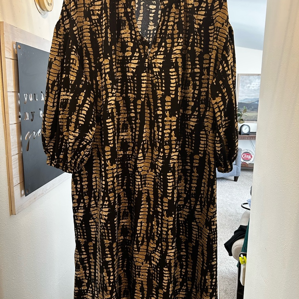 SHEIN Black Dress with Gold Abstract Print Long Sleeveshein black and gold dress